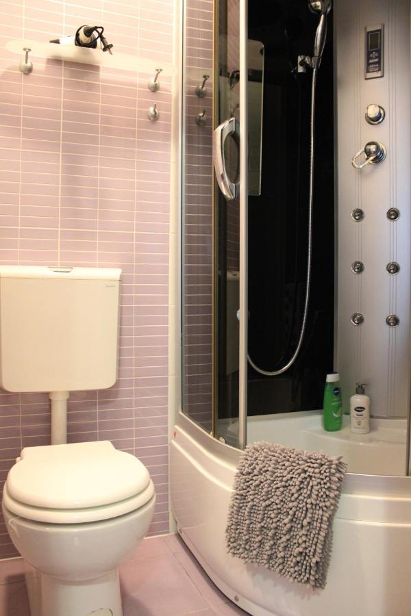 Ðakovo Studio Apartman Hinko מראה חיצוני תמונה